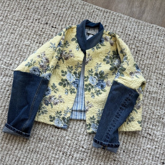 Quilted Jacket - Picture 2 of 8